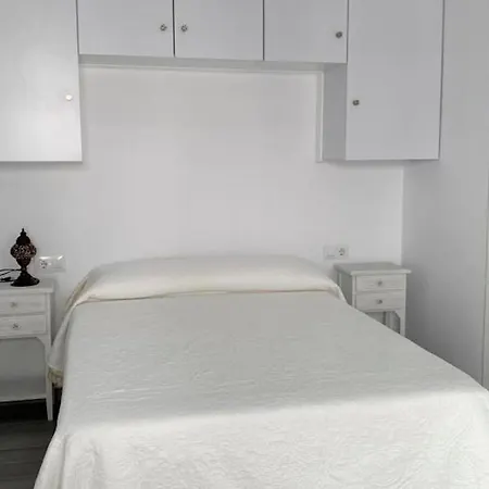 Апартаменти Estudio Y Cerca De La Playa *